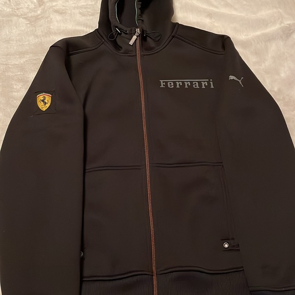 Men’s performance puma hoodie - Picture 2 of 6